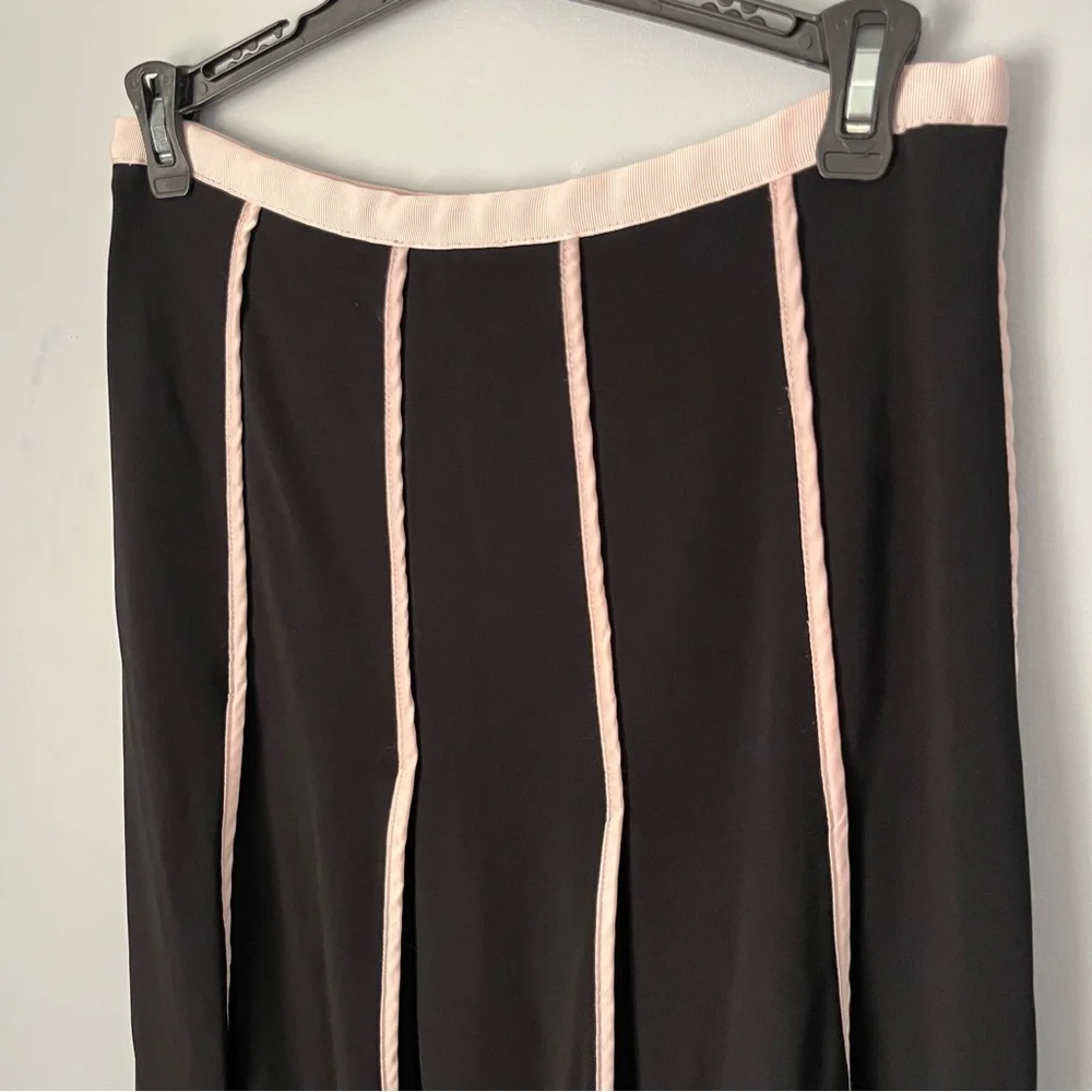 City DKNY Pleated Pale Pink Striped Knee Length Midi Skirt Size 4 2013 Exclusive